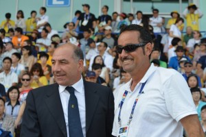 Giuseppe Abbagnale e Franco Cattaneo felici per la medaglia del doppio Fossi-Battisti